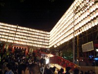 東京新宿花園神社祭り.jpg