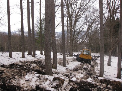2010.0410堆肥撒き壊れるIMG_0982.jpg
